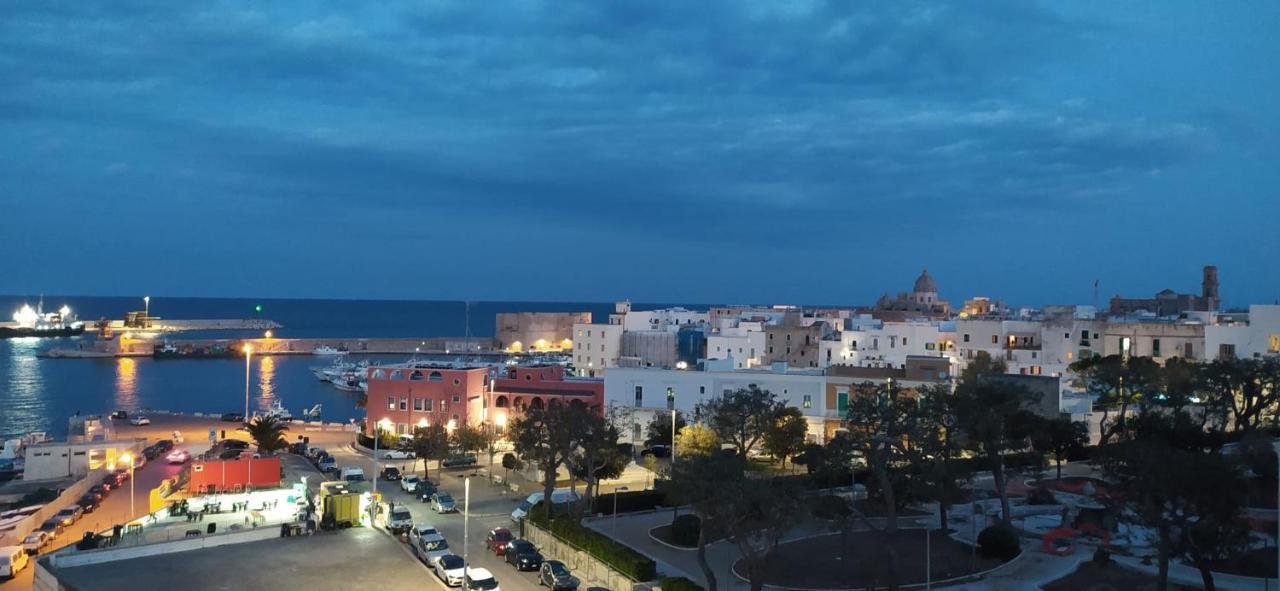La Casa Di Gino Apartment Monopoli Ngoại thất bức ảnh